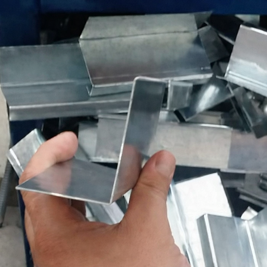 Roladora KR18 en venta para fabricar lámina engargolada
